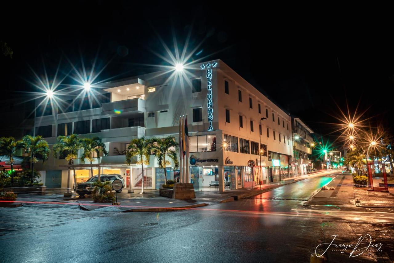 Hotel Juan Maria Tulua Exterior photo